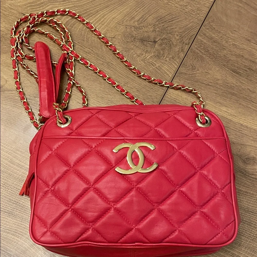 Quilted genuine leather red purse with matching heels - Picture 2 of 12